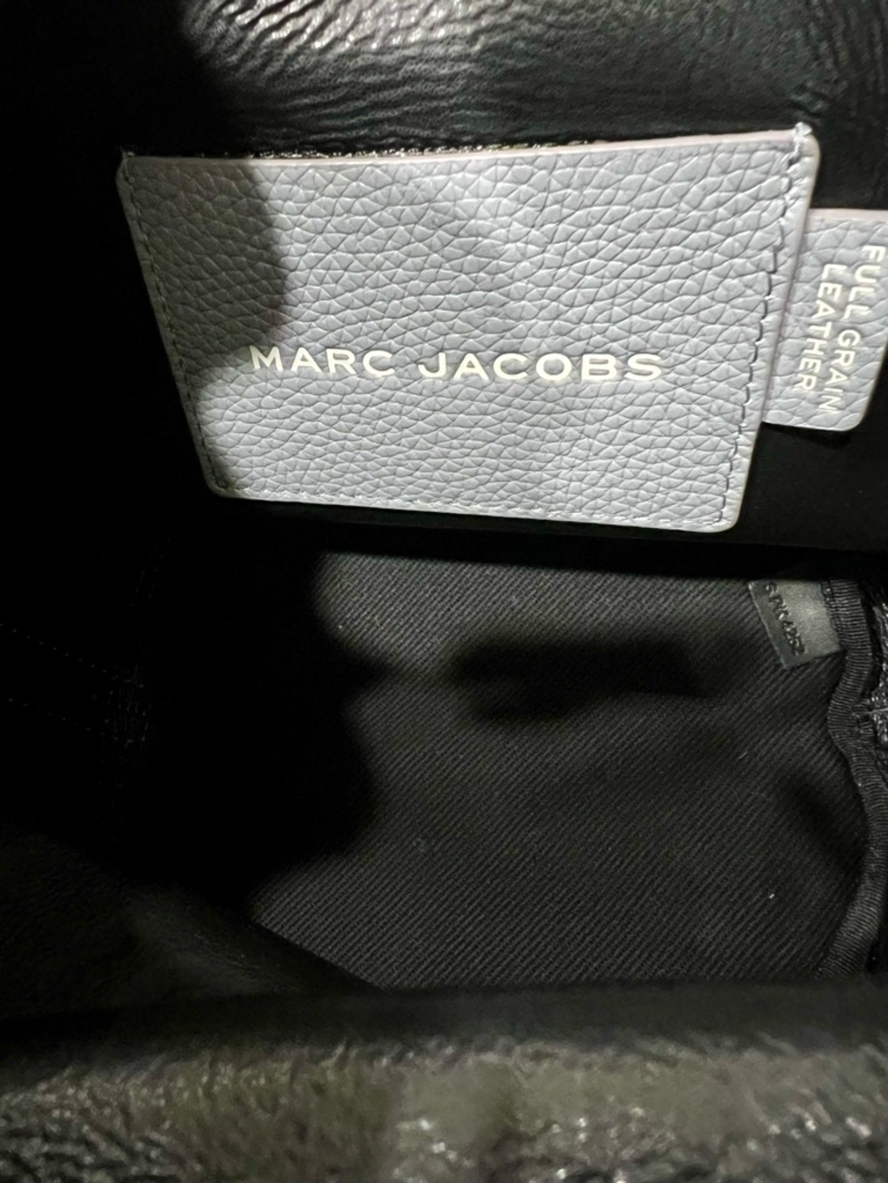Marc Jacobs Pebbled Leather Bucket Hobo – Gray with Rope Strap Bag - Picture 3 of 6